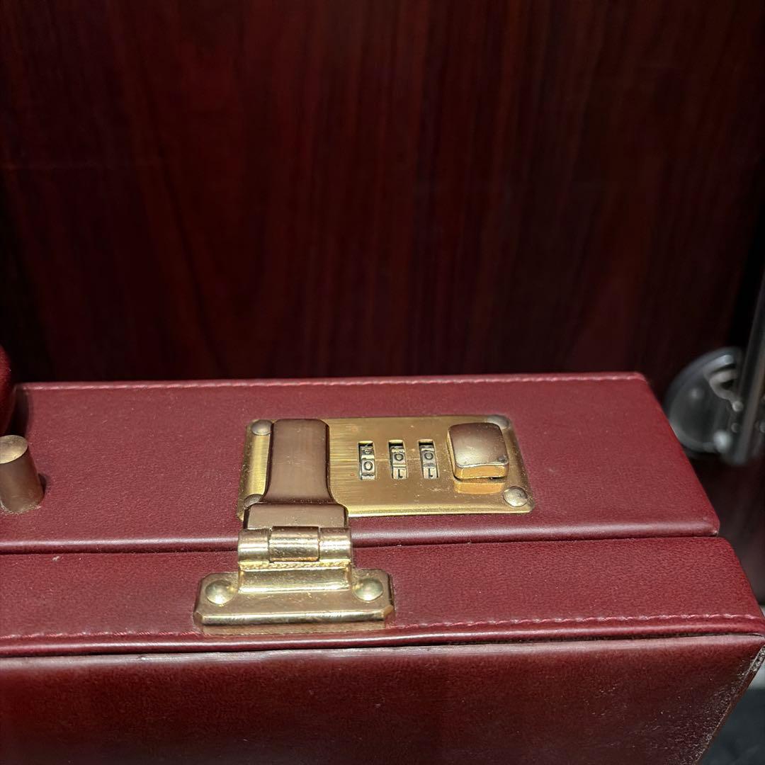 カルティエ　アタッシュケース