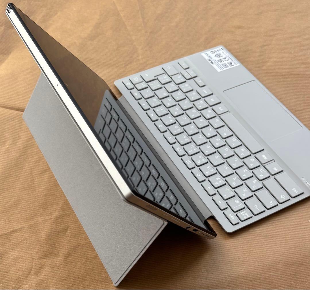 Chromebook本体 ASUS Chromebook CM3001DM2