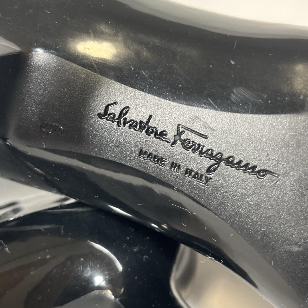 Salvatore Ferragamo ブラックレインブーツ 黒リボン付き