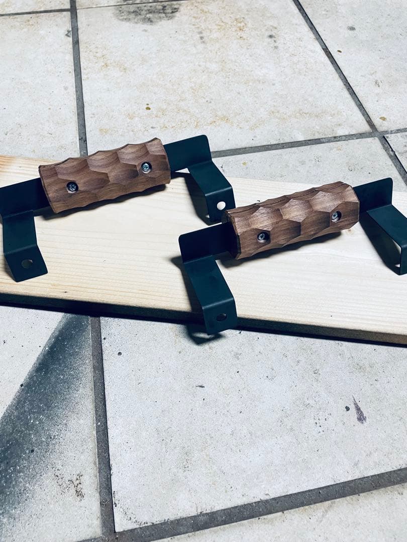 ハイエース用　アシストグリップ　ウォルナット製