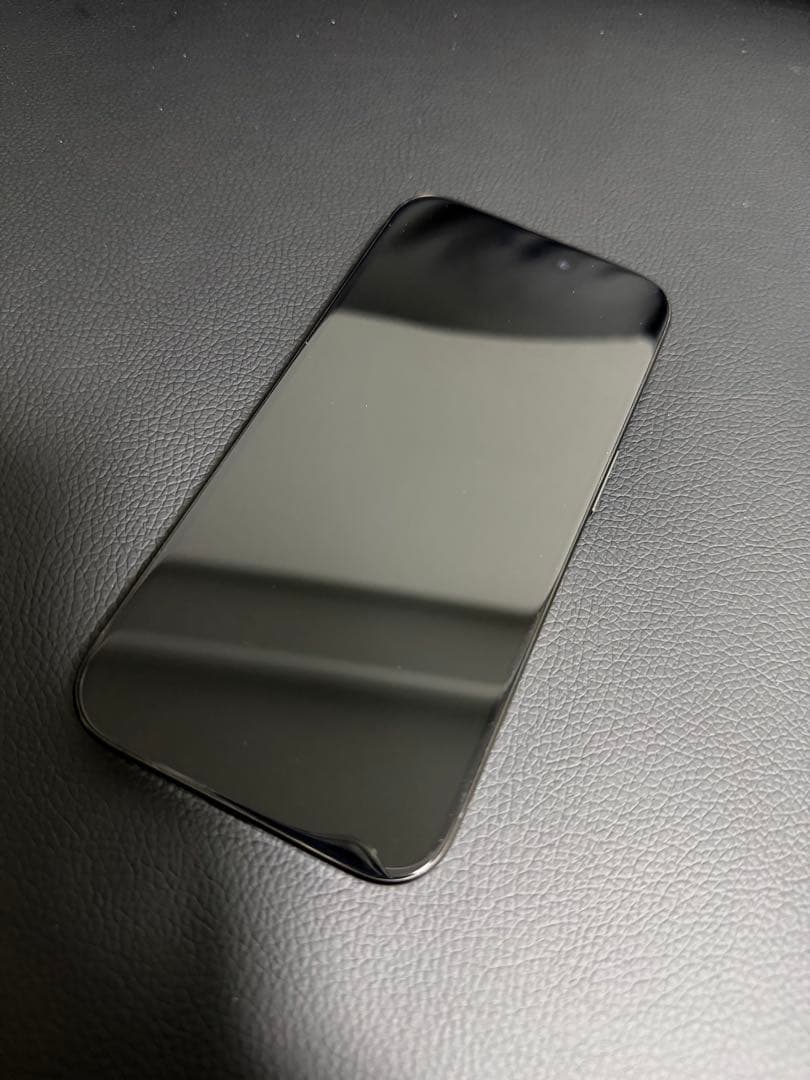 Apple iPhone 15 Pro ブラックチタニウム　128GB