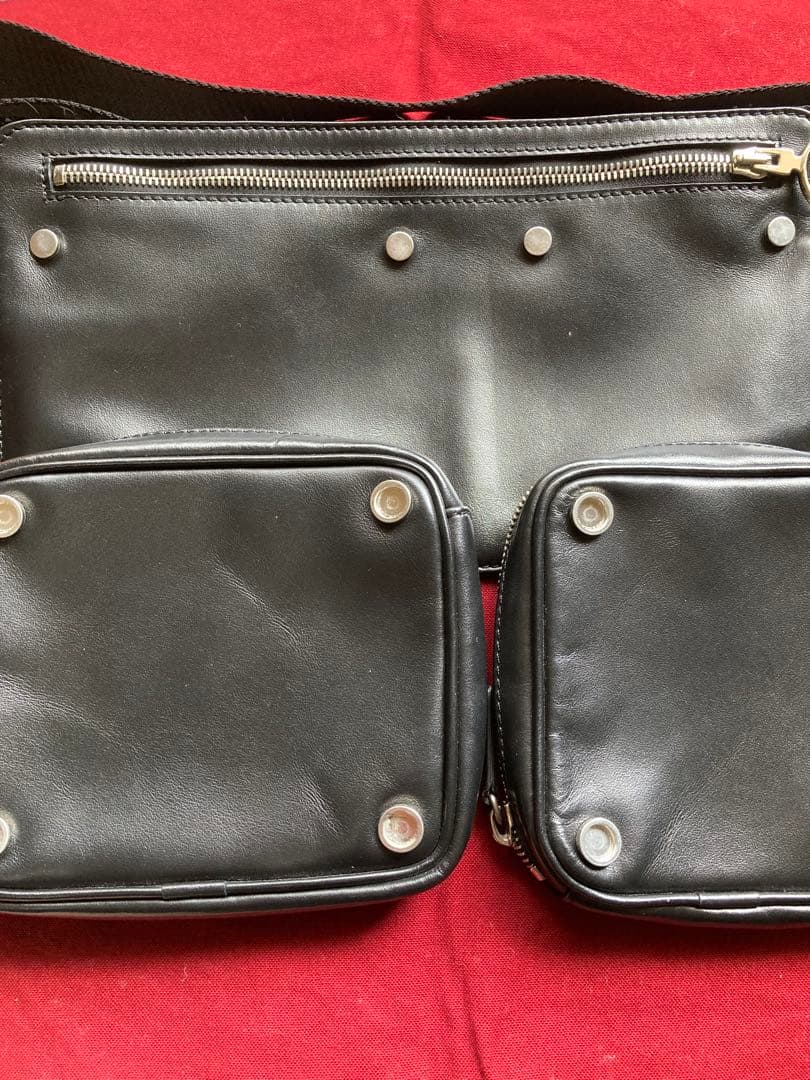 Off-White ブラック ボディバッグ