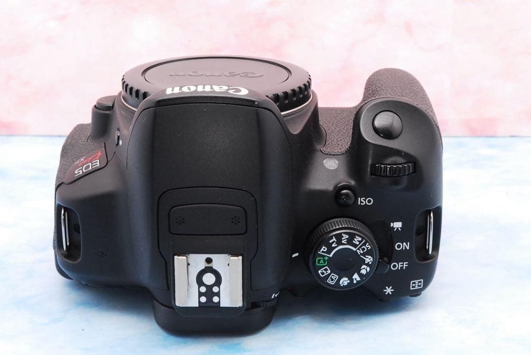 キャノン Kiss X7i☆便利な高倍率レンズ付☆一眼レフカメラ☆バッグ付