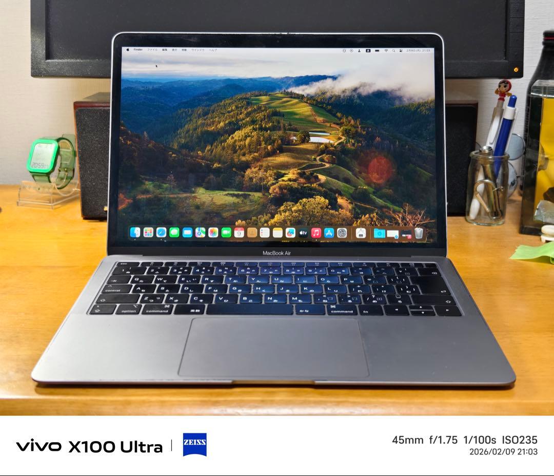 Apple MacBook Air 2019 i5 スペースグレイ 中古品