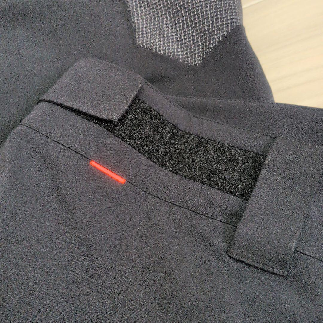 美品　MAMMUT　スノーパンツ 黒 マンモスロゴ メンズLサイズ