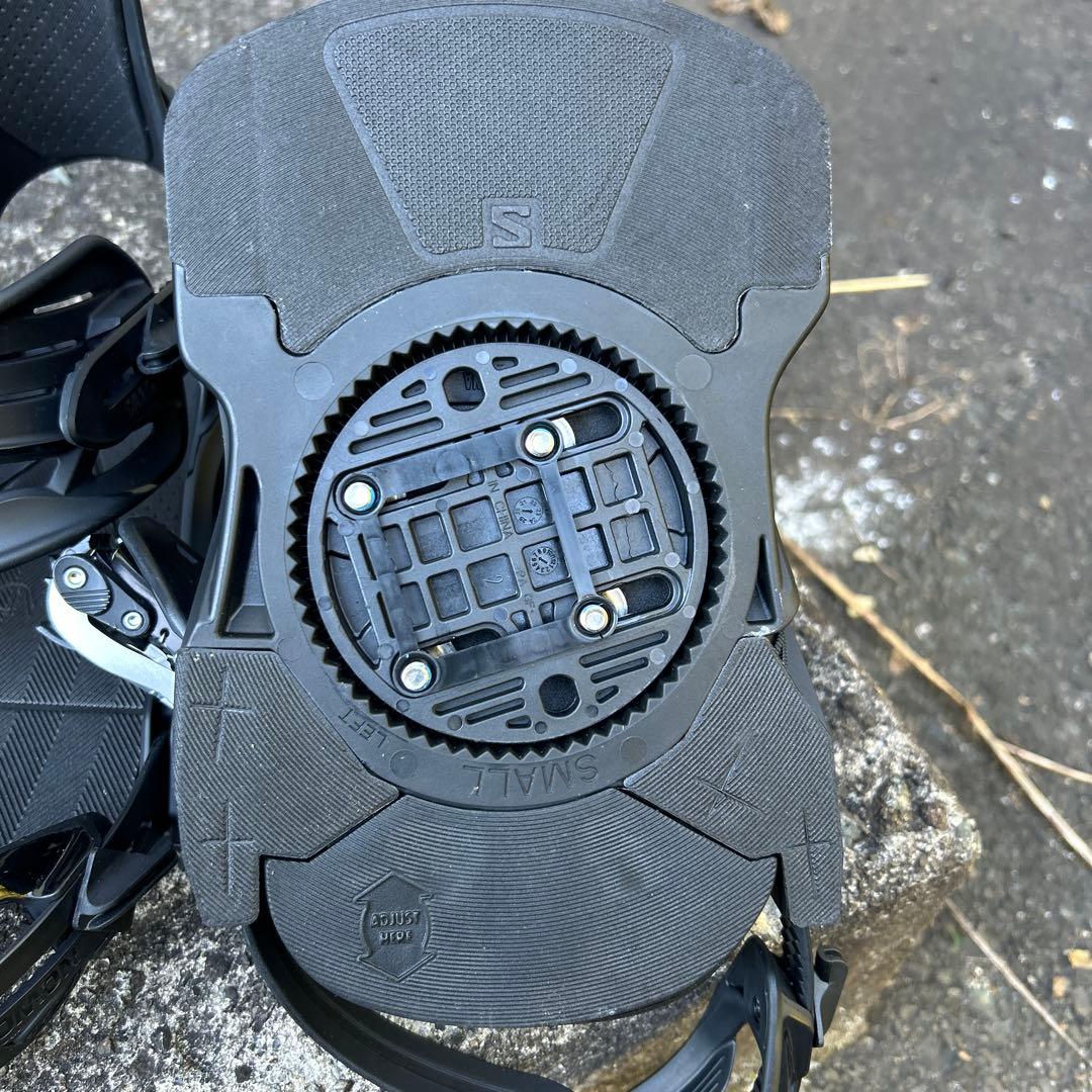 Salomon ディストリクト24-25