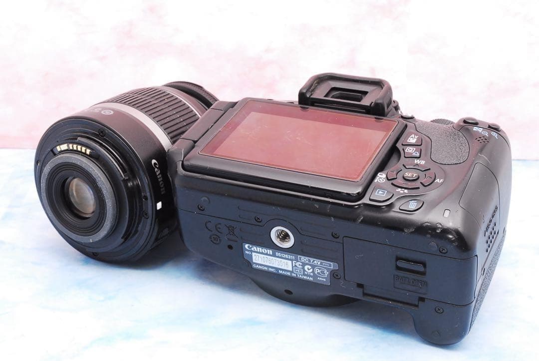 Canon Kiss X5★初心者向け★手ぶれ補正レンズ付★一眼レフカメラ