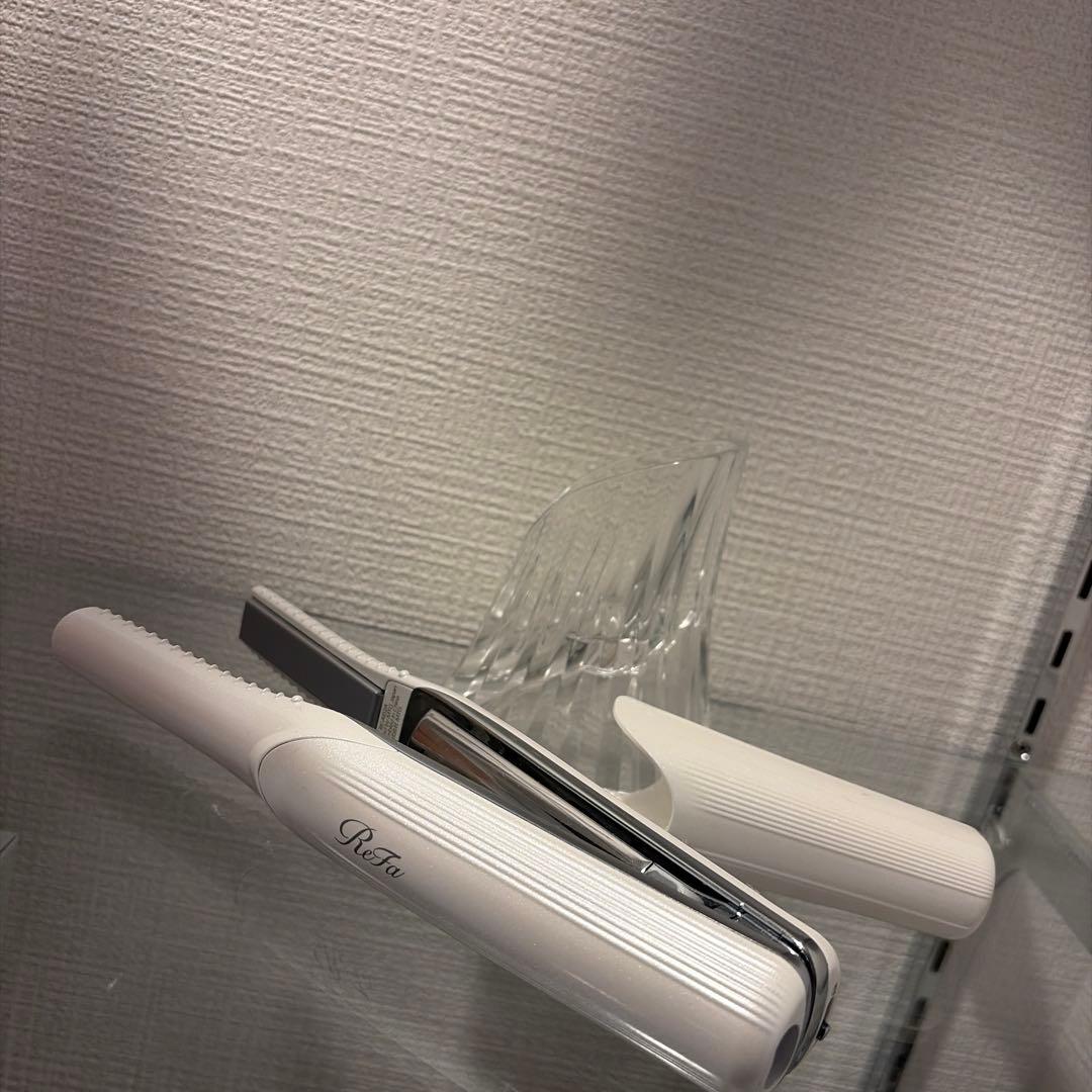 ReFa フィンガーアイロン　ストレートヘアアイロン ホワイト