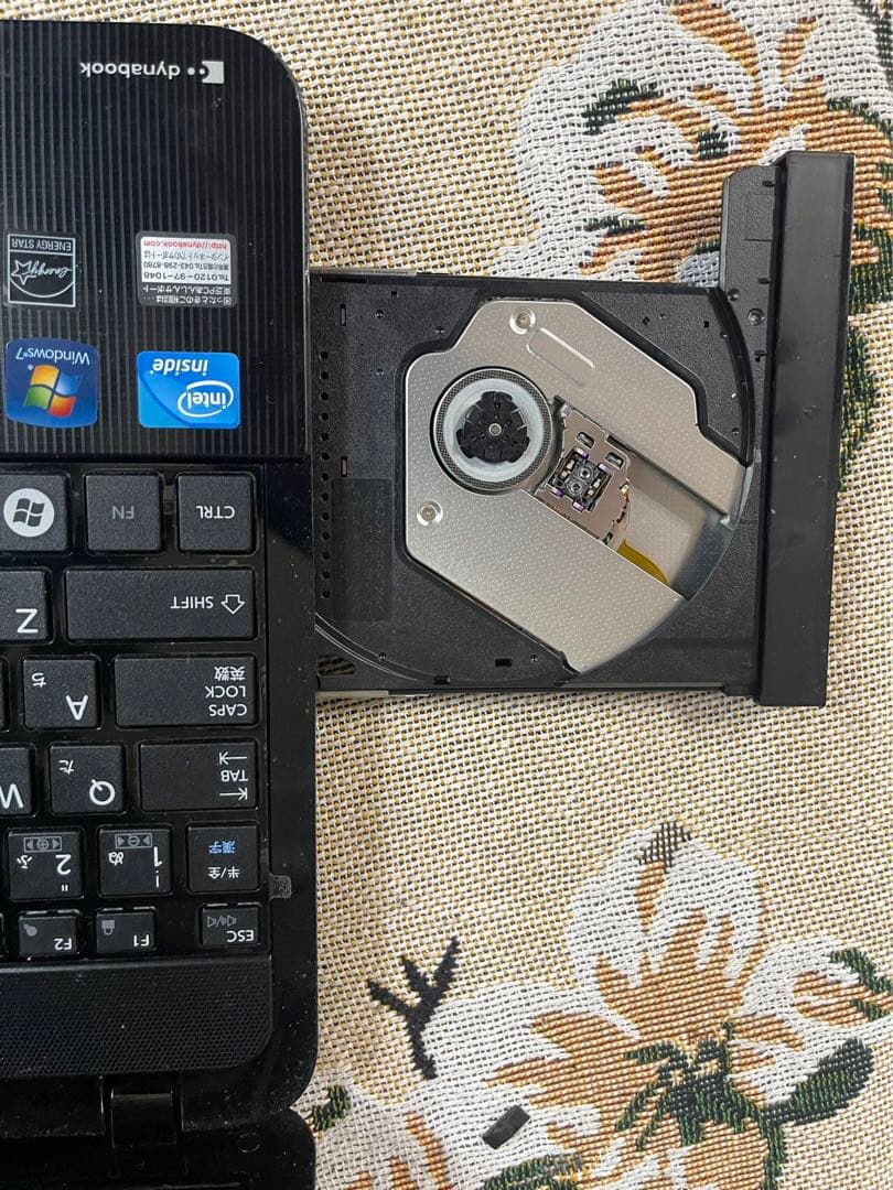 東芝ノートパソコン T552/36FB Windows11