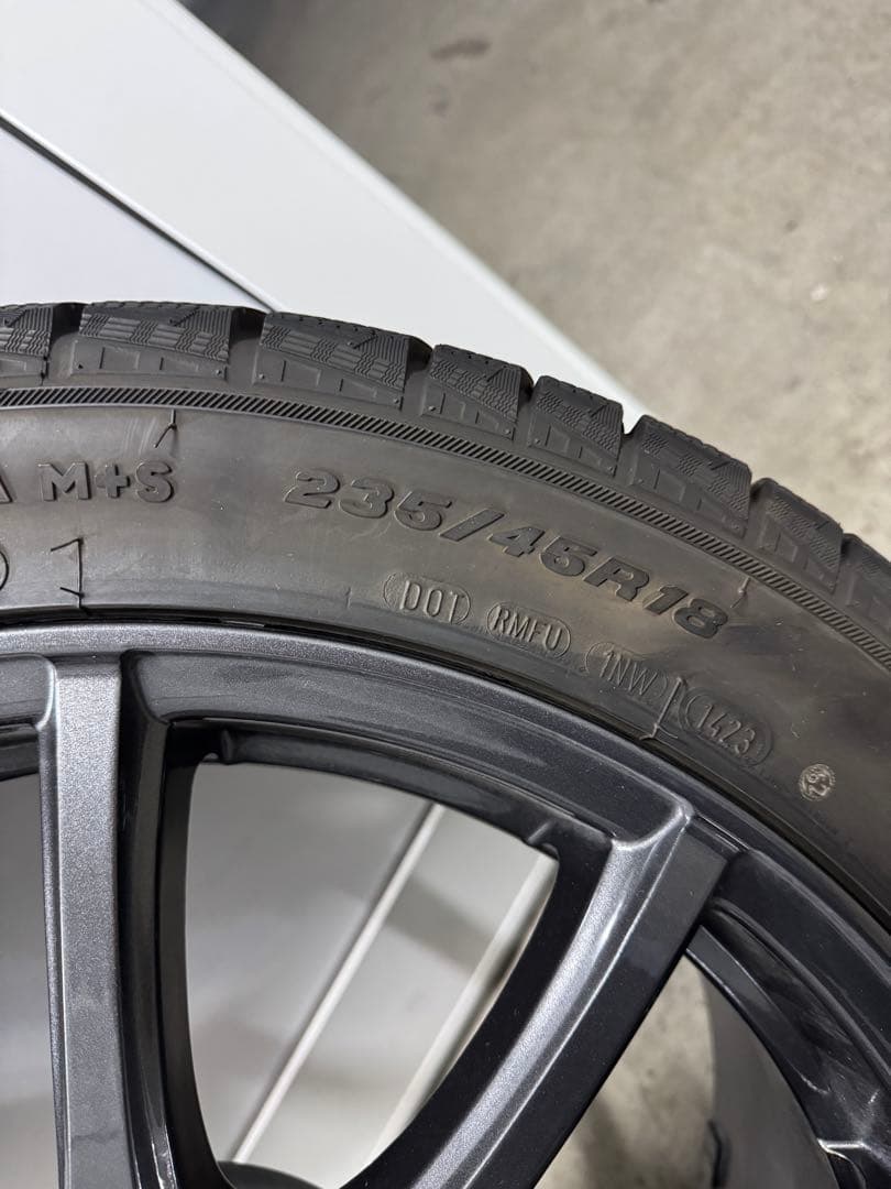 TESLA MODEL3 スタッドレス　タイヤホイールセット