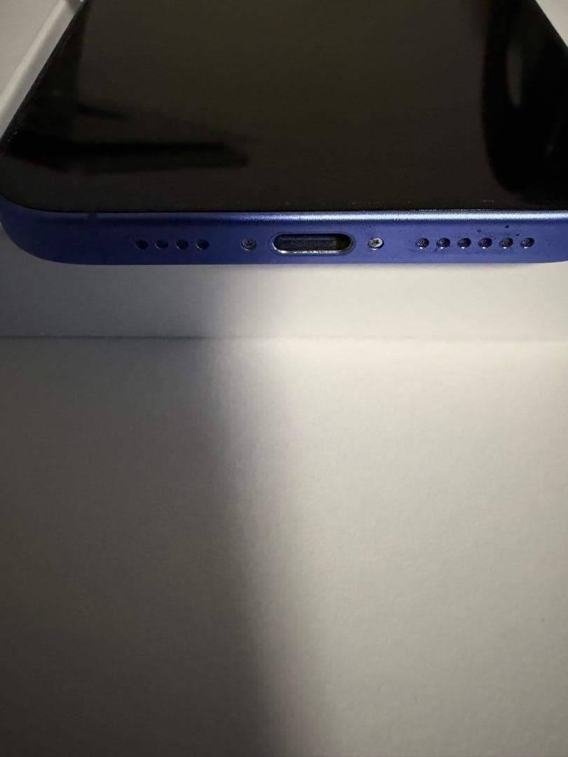 Apple iPhone 16 plus 本体 ウルトラマリン