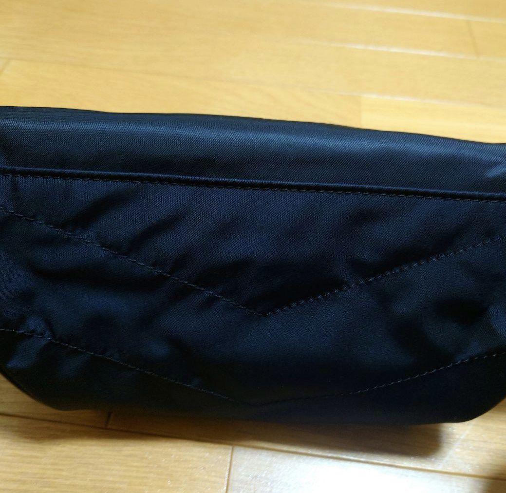 EMPORIO ARMANI　 エンポリオアルマーニ　ボディバッグ ブラック