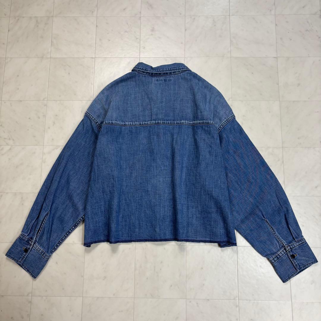 KIRA KIRA です★美品★ ライトオンスデニムクロップドシャツ