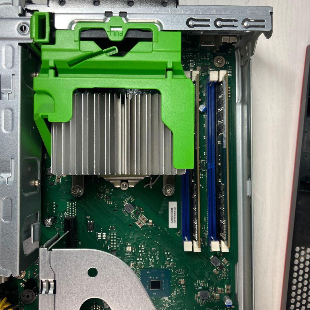 第8世代！Core i7！富士通ESPRIMO D588本体のみジャンク品！