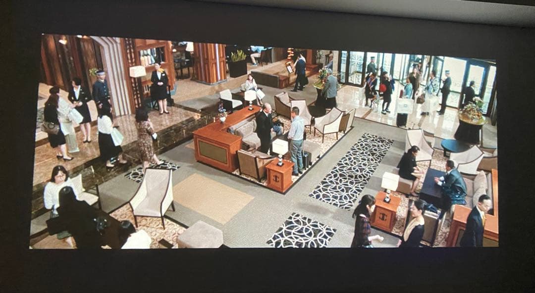 iWIMIUS P65 プロジェクター 本体（ケース付）