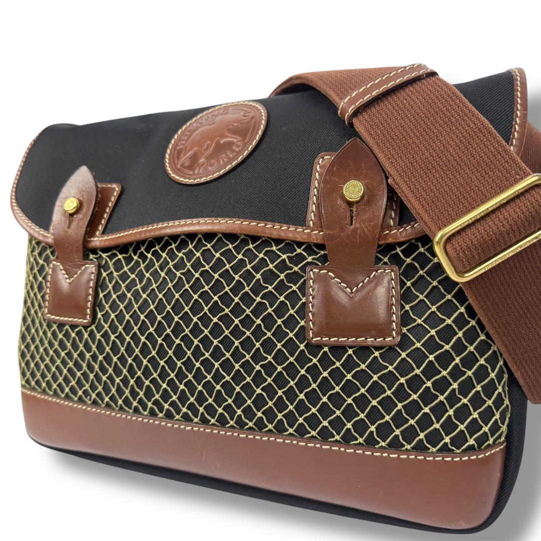 ハンティングワールド サファリトゥデイ メッセンジャーバッグ 黒 ブラウン