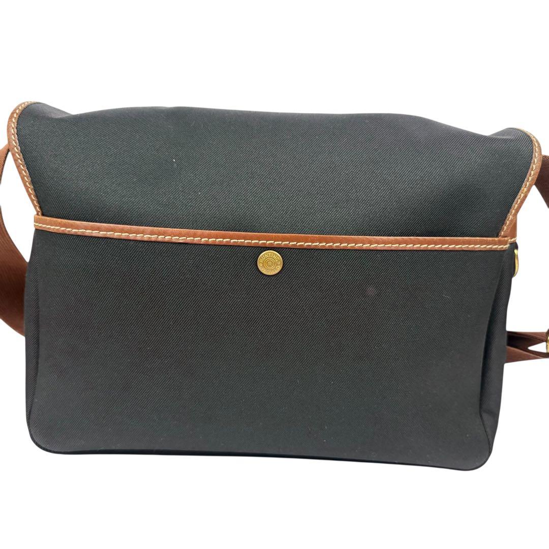 ハンティングワールド サファリトゥデイ メッセンジャーバッグ 黒 ブラウン