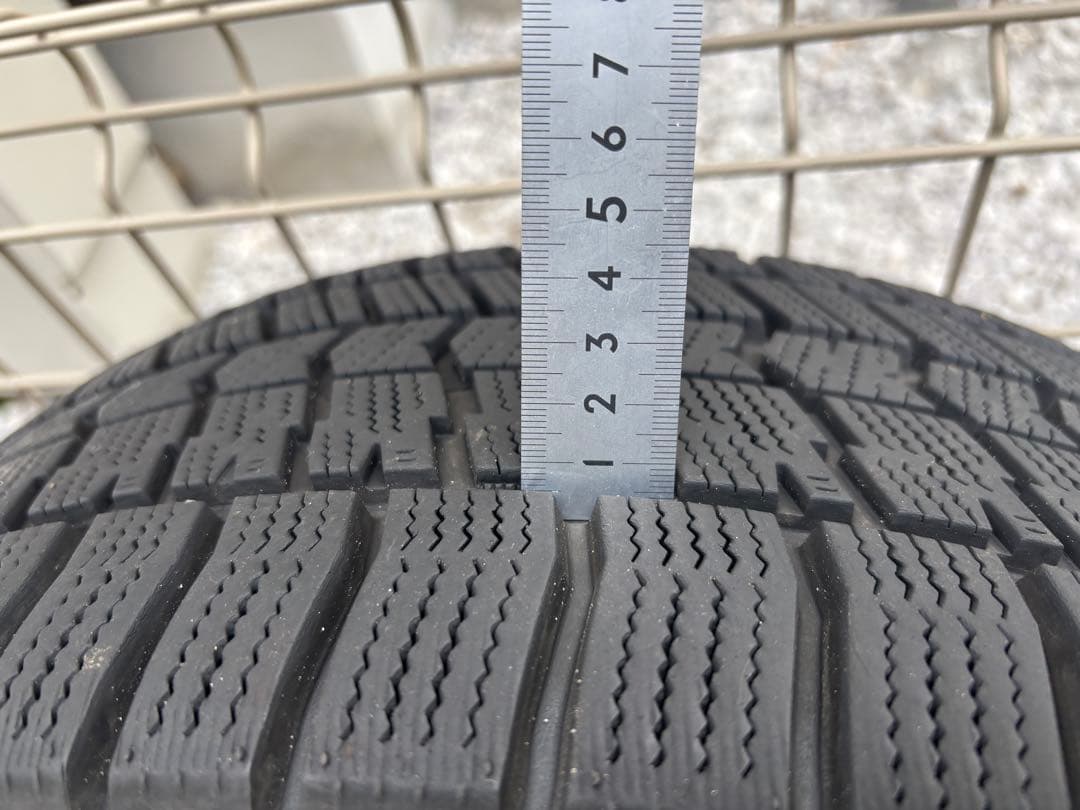 値下げ！225/50R17 23年製スタッドレスとホイールPCD108 5穴