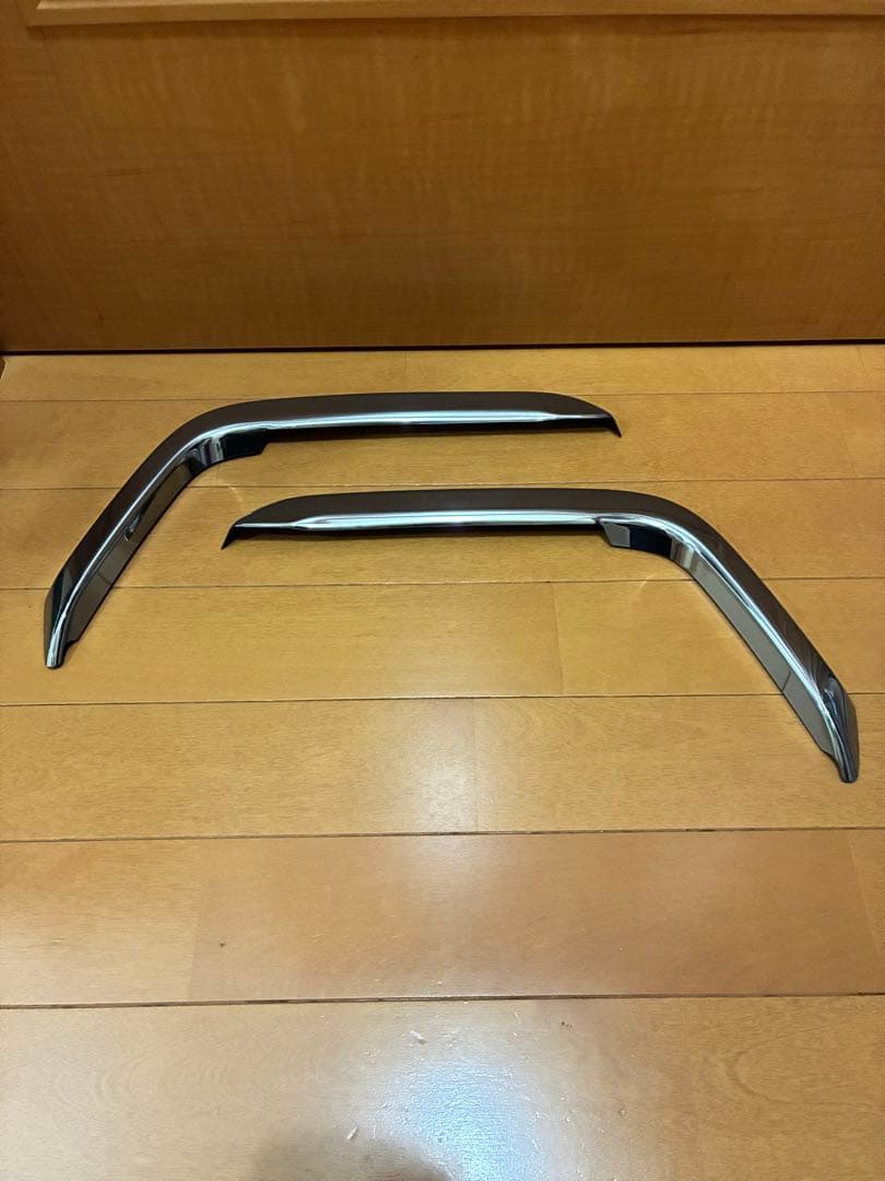 【VACANCESヴァカンス】クラウン 220系 RS リアメッキガーニッシュ