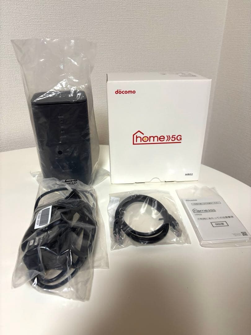 docomo HR02 5Gルーター 本体