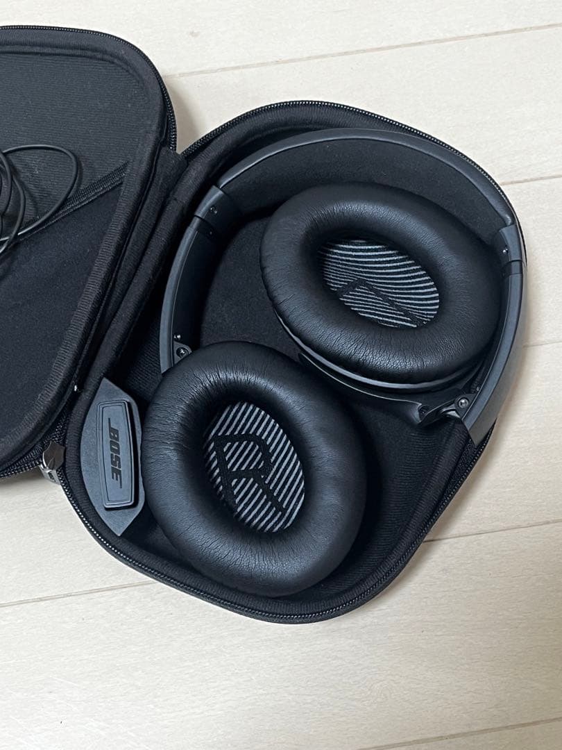 Bose QuietComfort ワイヤレスヘッドホン ハードケース付き