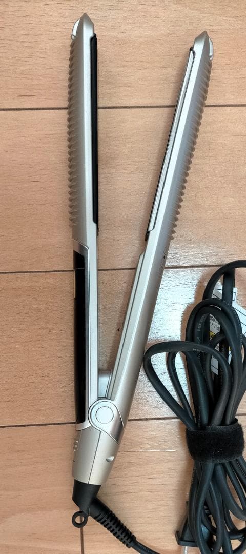 動作確認済み　ヤーマン（YAMAN)　スムースアイロンフォトイオン　 ゴールド