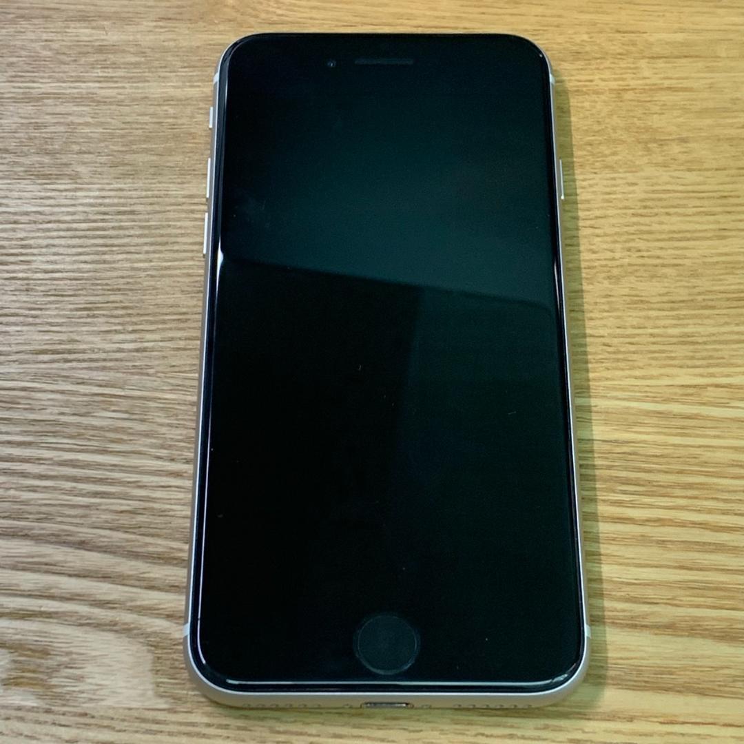 R12 SIMフリー iPhoneSE 第3世代 128GB おまけ付き