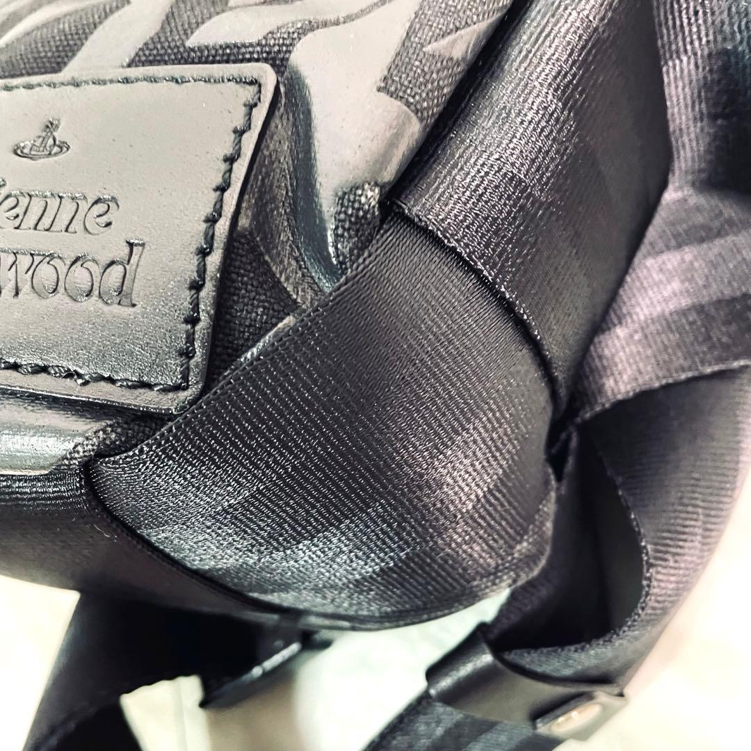Vivienne Westwood ショルダーバッグ　ボディバッグメッセンジャー