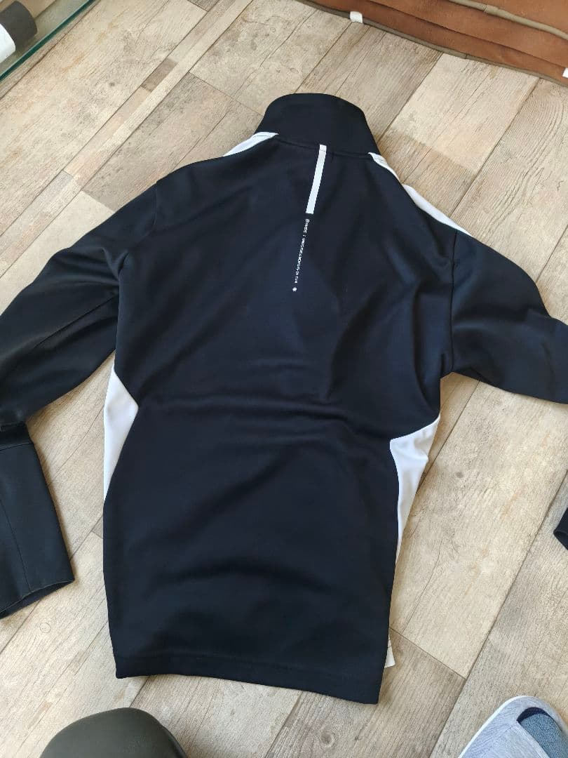 中古美品　ハチヤーズ　セット（パンツ・上着）