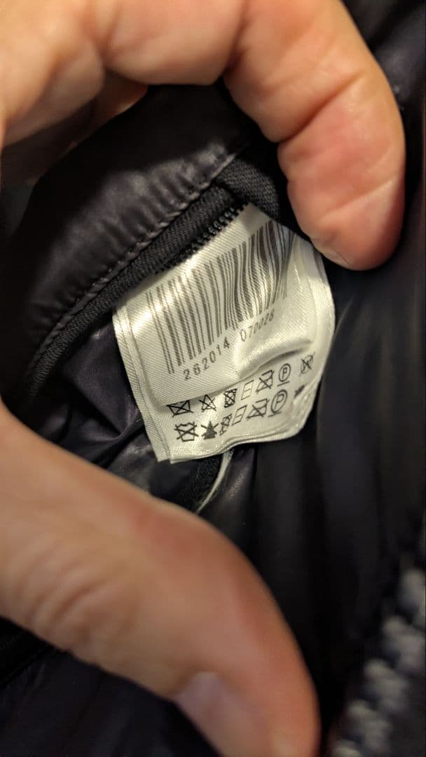 ✨モンクレールネイビーダウンコート✨大人オシャレ‼️