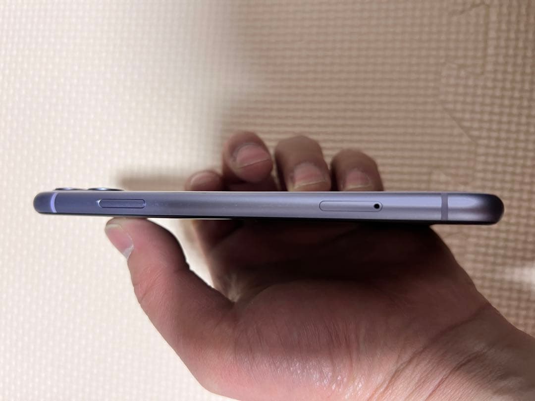 美品 iPhone 11 64GB パープル 本体 SIMロック解除
