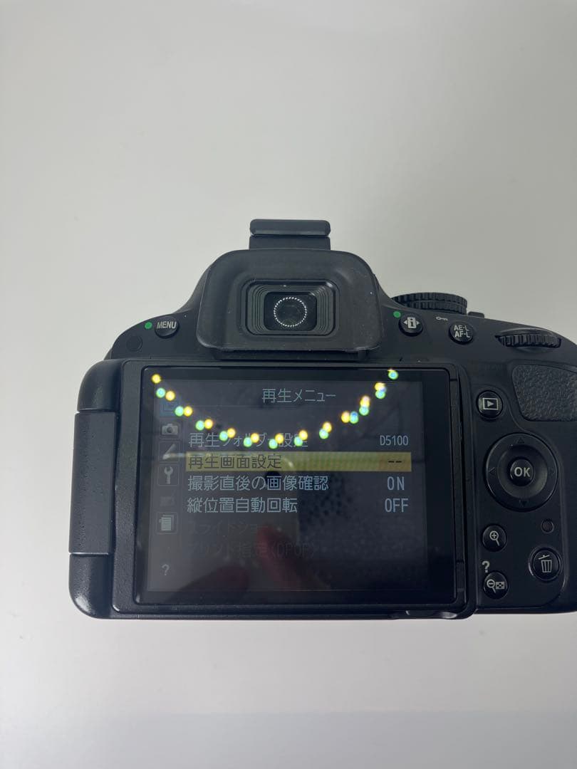 【返品保証・良品】Nikon D5100 + AF-S DX 18-55mm