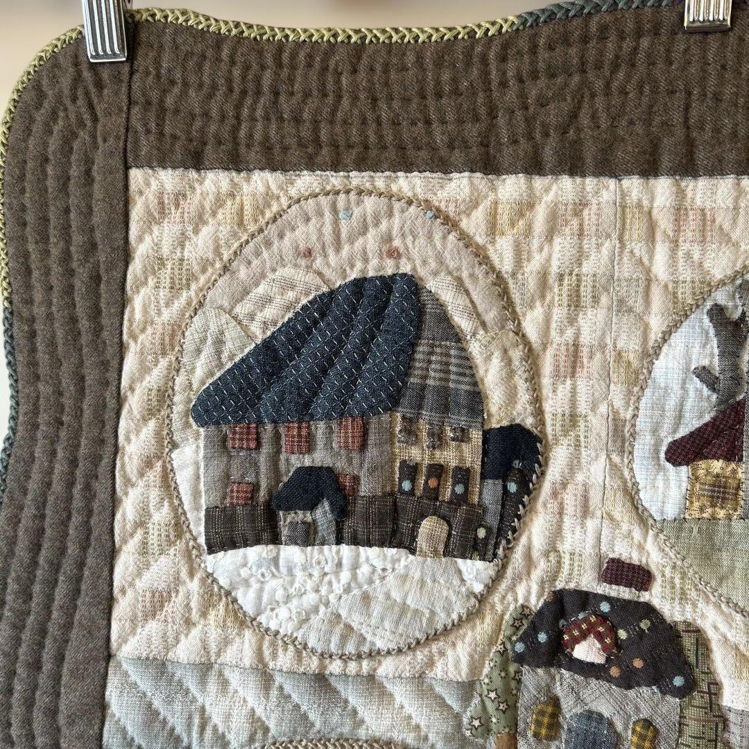 ハンドメイド　キルト　パッチワーク　風景デザイン タペストリー