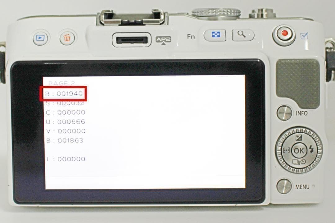 女性に大人気♪おしゃれなOLYMPUS PEN Lite E-PL3　可動式液晶