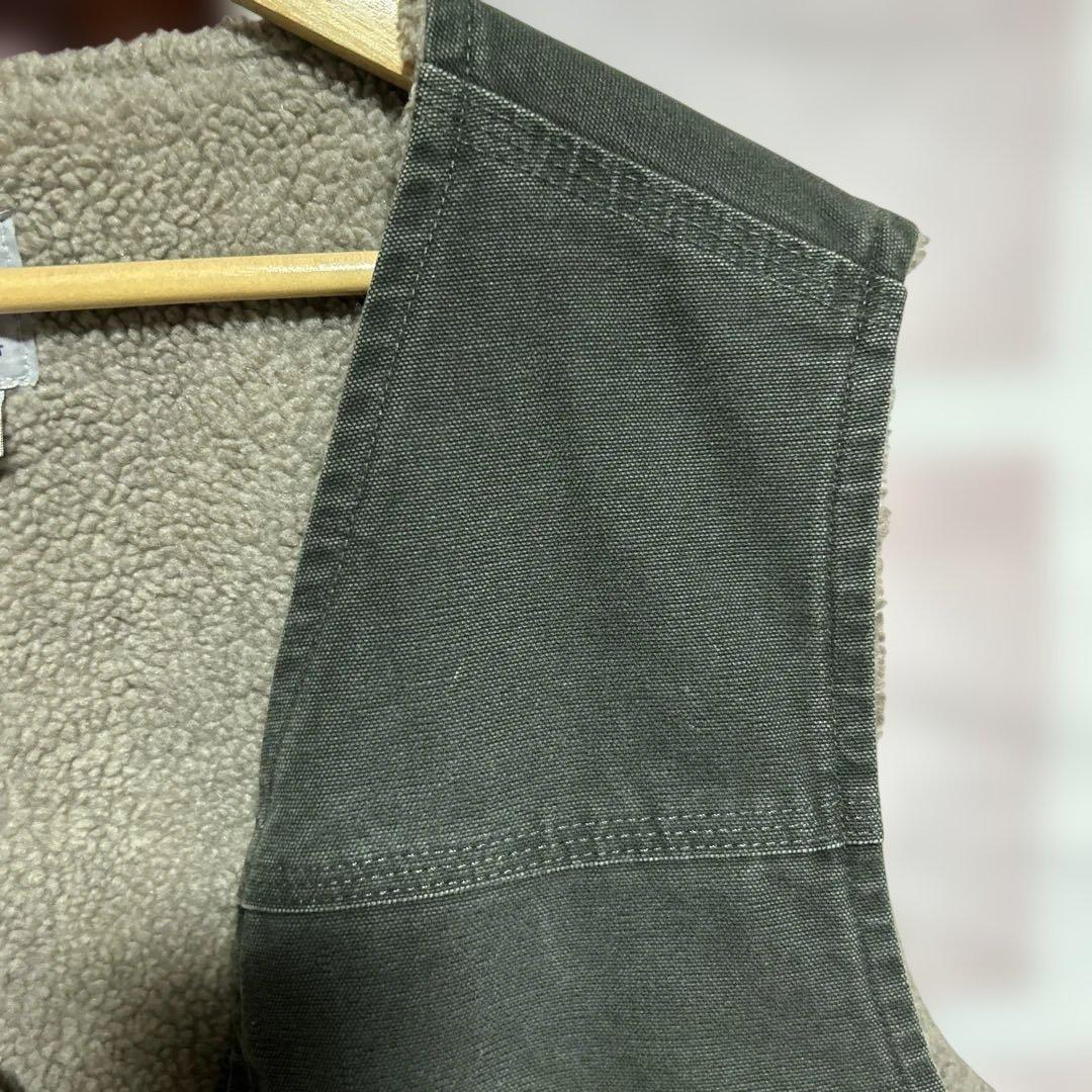 美品　Carhartt ダックベスト モスグリーン Lサイズ