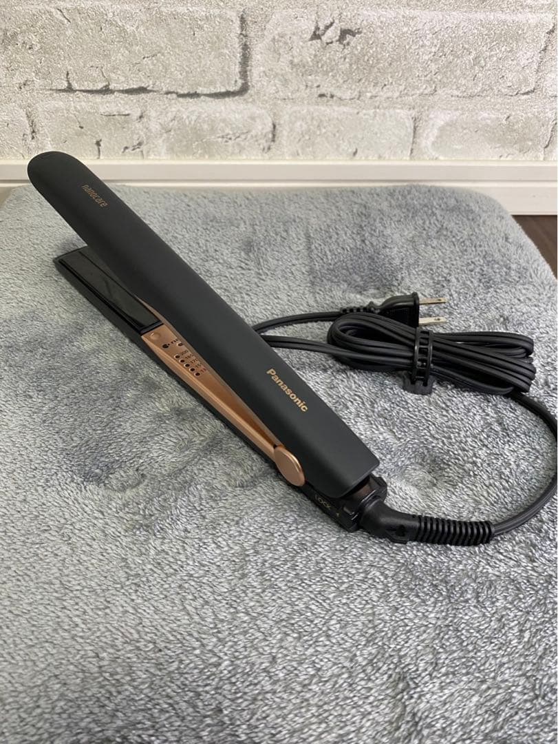 【比較的美品】Panasonicナノケアストレートヘアアイロン EH-HS0 E