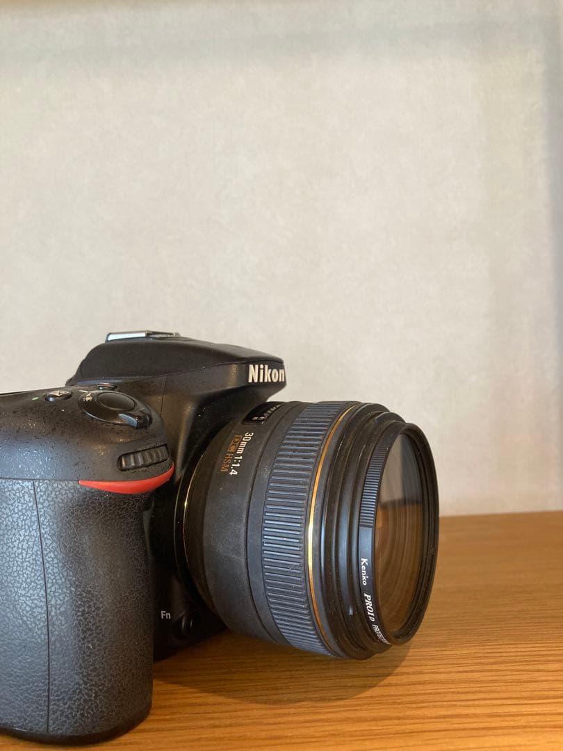 【美品】Nikon D7100【レンズ付き】