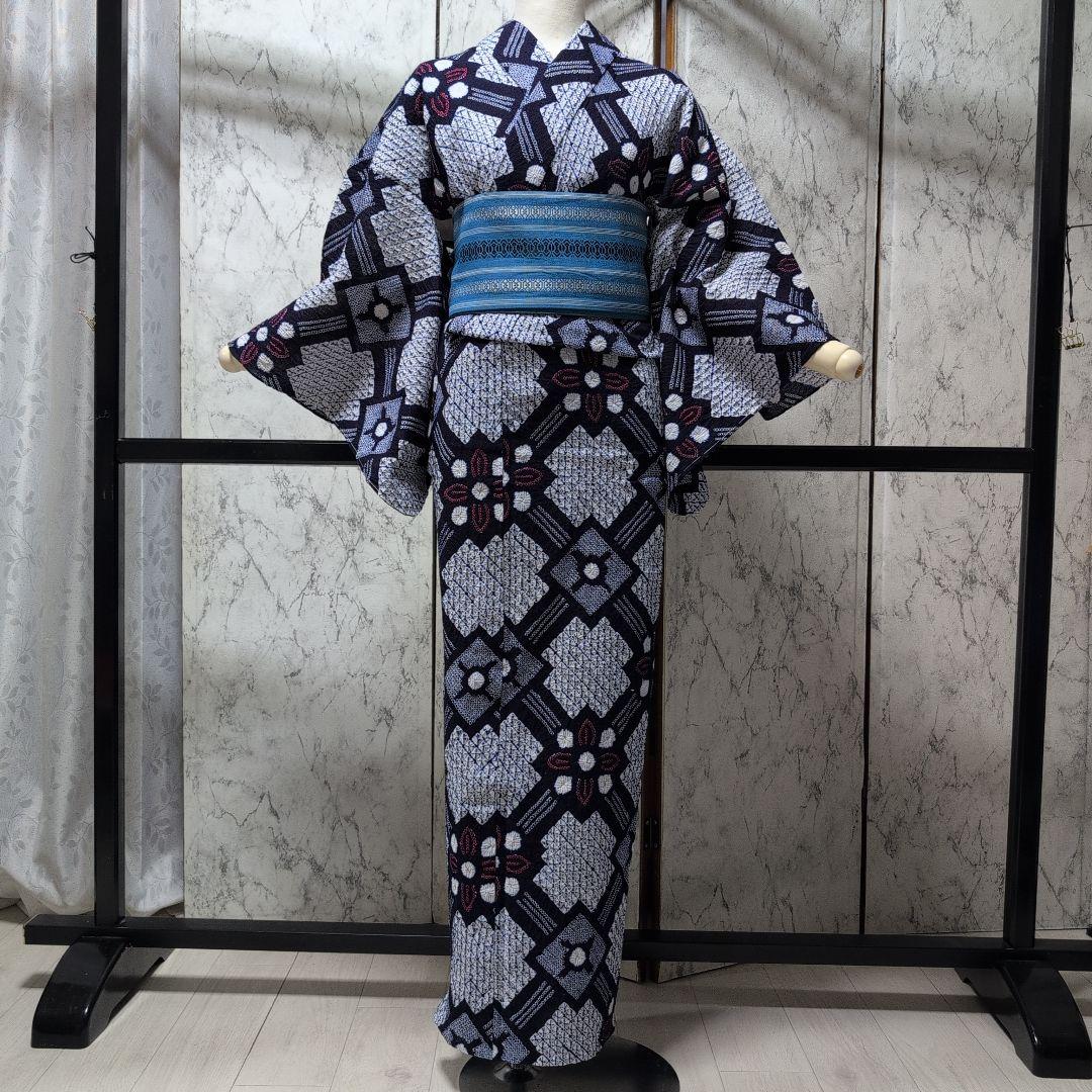 濱文子様ご購入高級有松絞り　肩当て居敷き当て付き　一部しつけ糸有り美品