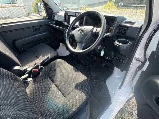 ハイゼットカーゴ　車検ながい　外はそこそこきれい