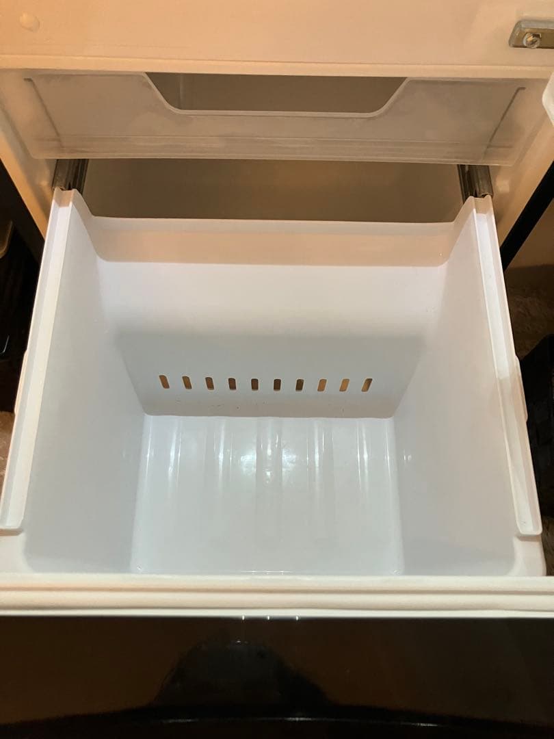 【状態良好・送料込】TOSHIBA 2ドア冷蔵庫153L 右開き 2019年製