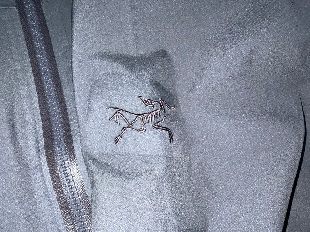 Arc’teryx LEAF Alpha LT Gen2 Wolf M カナダ製