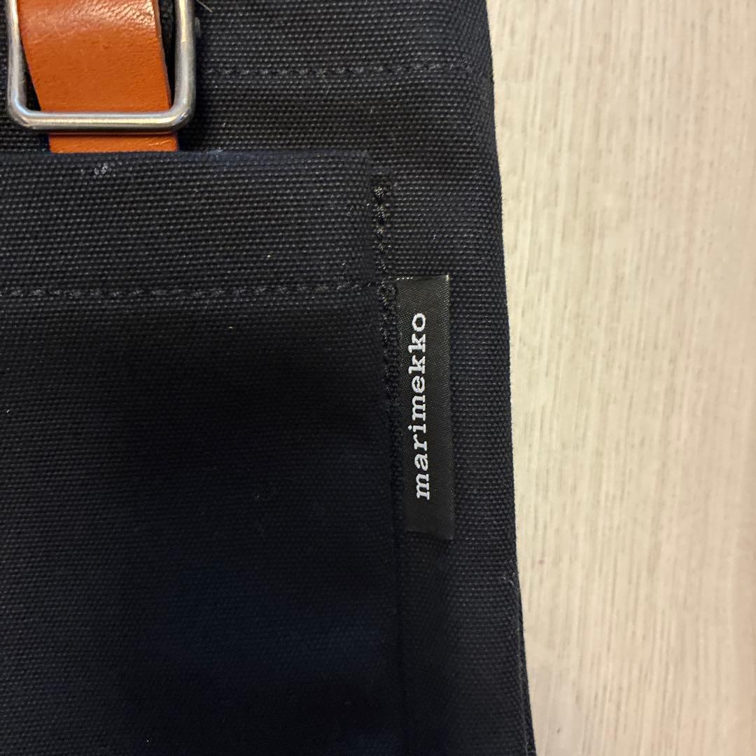 marimekko 黒 キャンバストートバッグ
