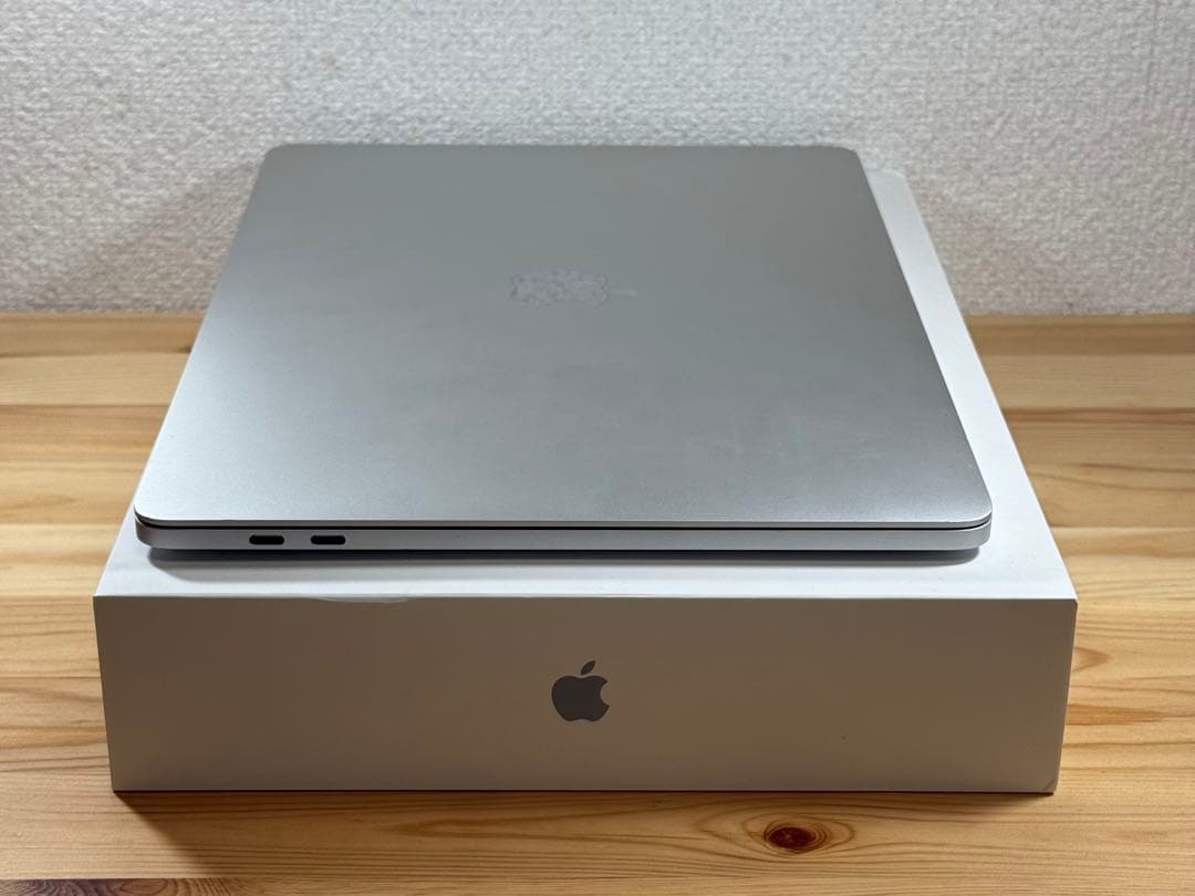 MacBook本体 Apple MacBook Pro 13 2019 i5/8GB/120Gb