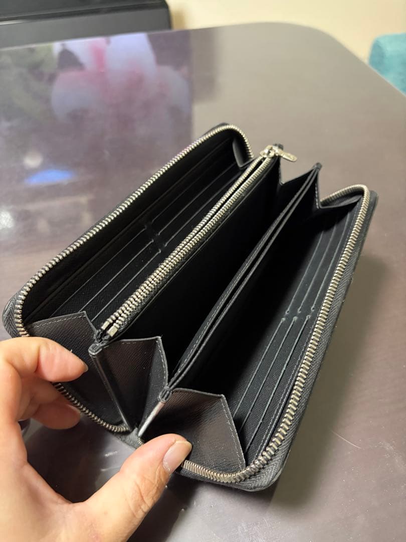 中古 LOUIS VUITTON ルイヴィトンジッピーウォレット エピ 長財布