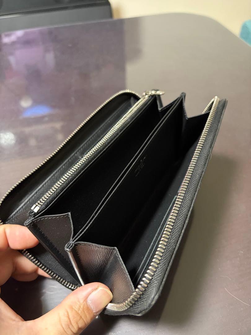 中古 LOUIS VUITTON ルイヴィトンジッピーウォレット エピ 長財布