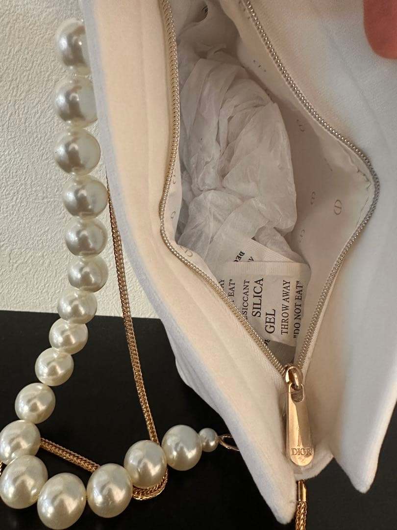 限定品　DIOR ディオール ノベルティ ポーチ ショルダーチェーンつき