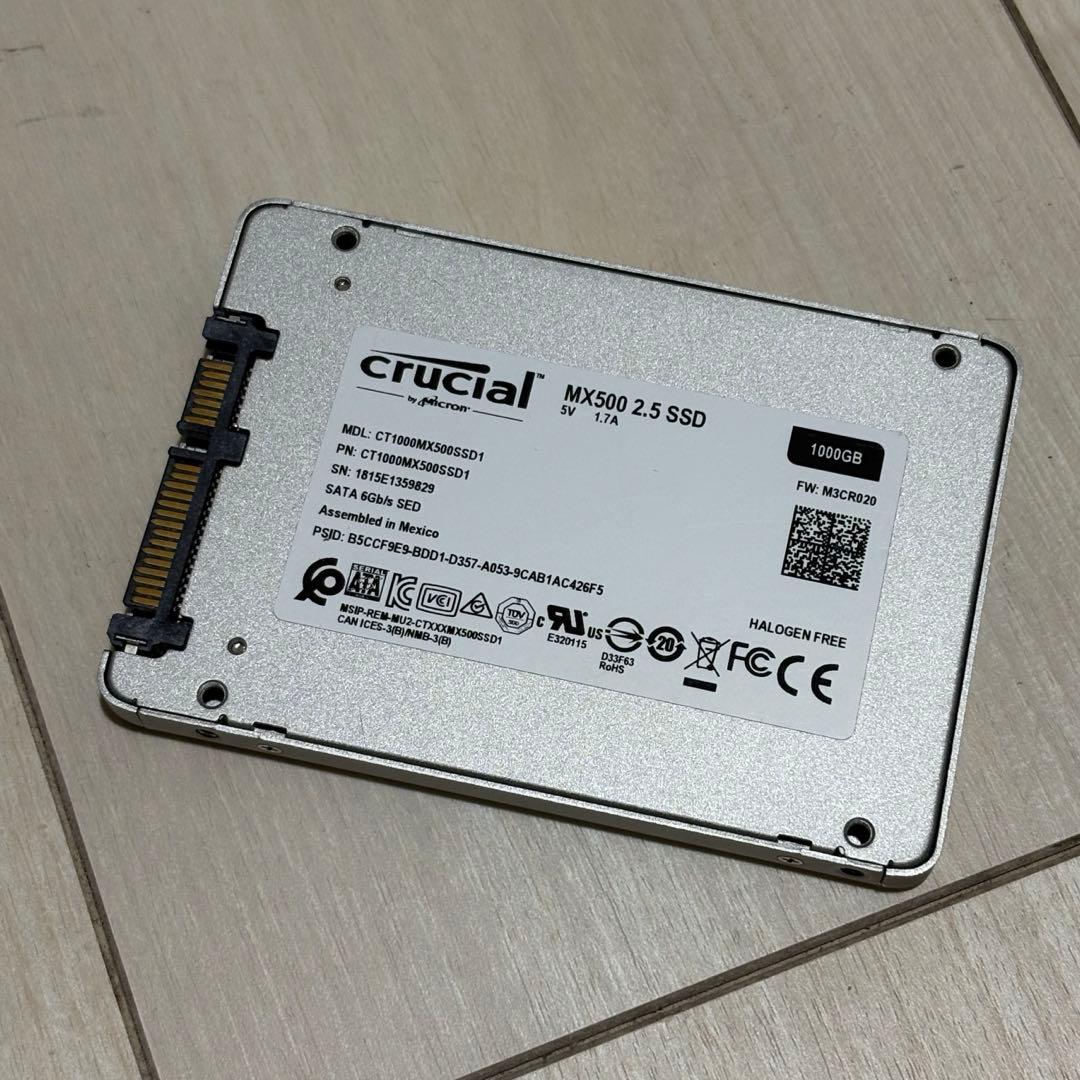 crucial MX500 1000GB ssd 健康度100%