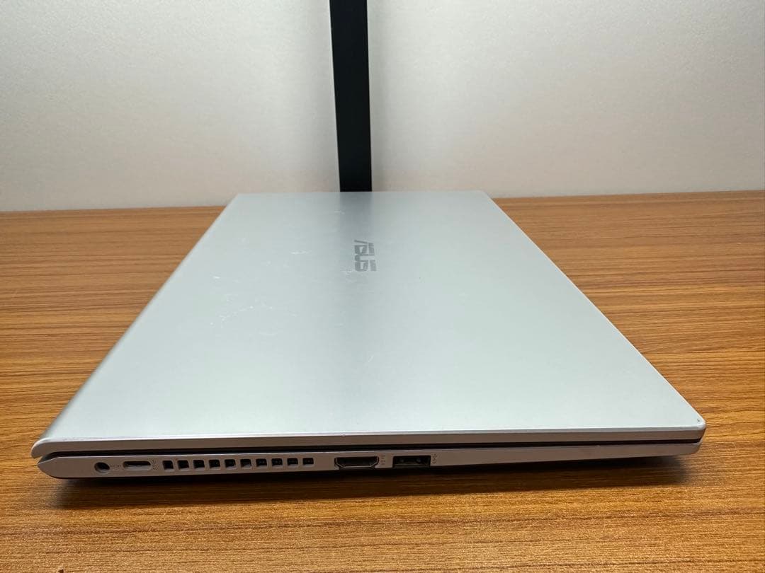 Windowsノート本体 Asus VivoBook X515EA i7-1165G7/16GB/512