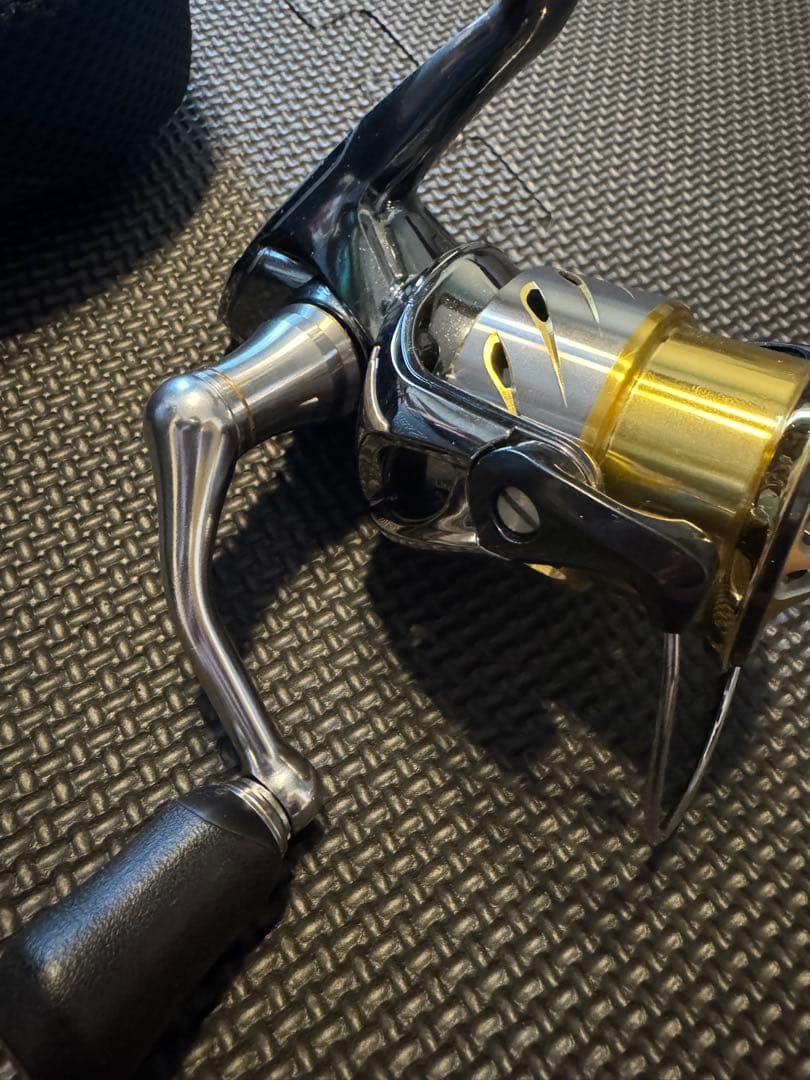 SHIMANO 14STELLA 2500S スピニングリール