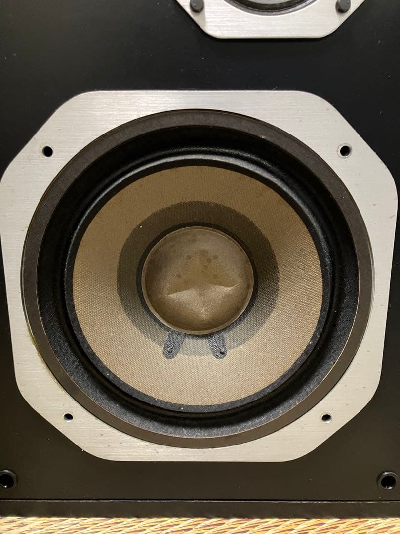 【3日間の決算バーゲン】《完動品》 ダイアトーンDS-28B 3ウェイ。　①Ｒ側